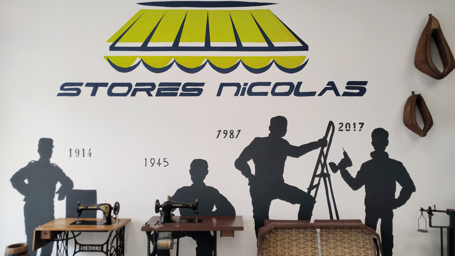 Fresque des générations Stores Nicolas — 1914, 1945, 1987, 2017